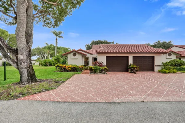 Property Slideshow image 2 of 40 | 6394 pointe pleasant cir, Delray Beach, FL, 33484