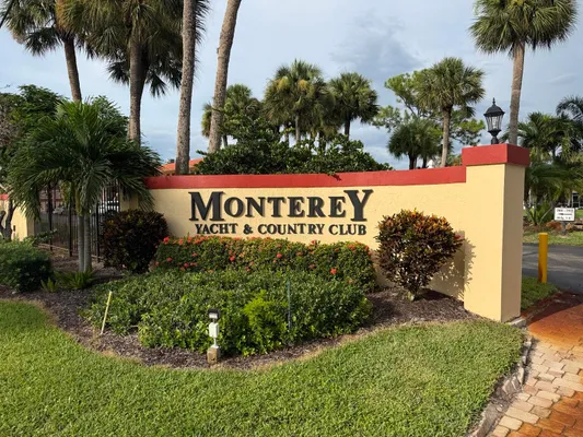 Property Slideshow image 2 of 18 | 1979 sw palm city rd g, Stuart, FL, 34994