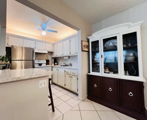 Property Slideshow image 2 of 12 | 159 berkshire h h, West Palm Beach, FL, 33417