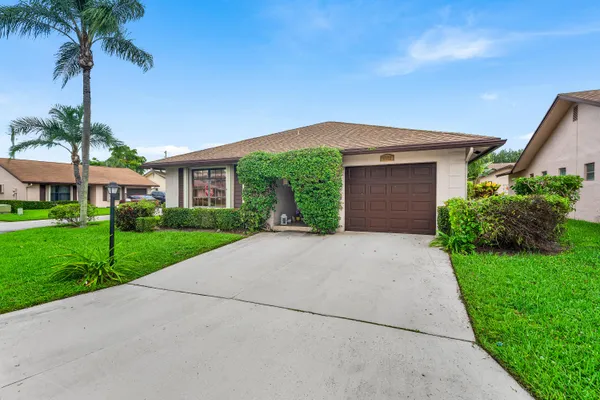 Property Slideshow image 2 of 30 | 6265 american azalea ln, Greenacres, FL, 33463