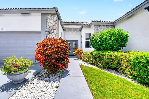 Property Slideshow image 3 of 51 | 3952 summer chase ct, Lake Worth, FL, 33467