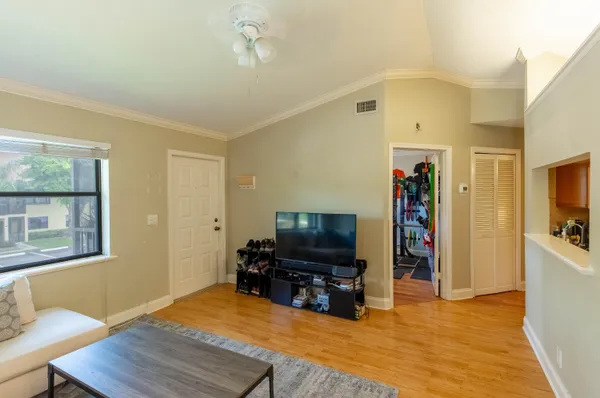 Property Slideshow image 3 of 20 | 4703 lucerne lakes blvd 204, Lake Worth, FL, 33467