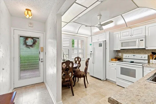 Property Slideshow image 3 of 38 | 2304 lucaya ln c1, Coconut Creek, FL, 33066