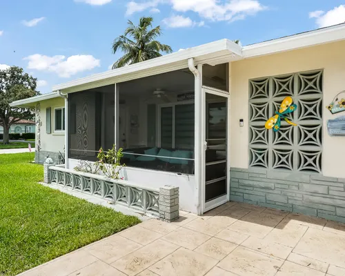 Property Slideshow image 2 of 35 | 4701 nw 47th ter, Tamarac, FL, 33319