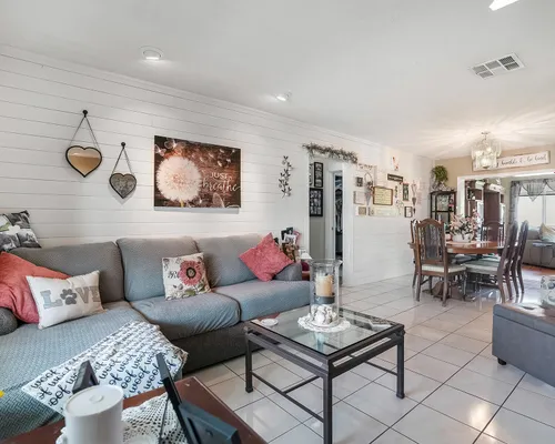 Property Slideshow image 3 of 35 | 4701 nw 47th ter, Tamarac, FL, 33319