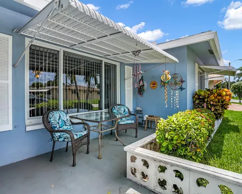 Property Slideshow image 2 of 33 | 4703 nw 45th ct, Tamarac, FL, 33319