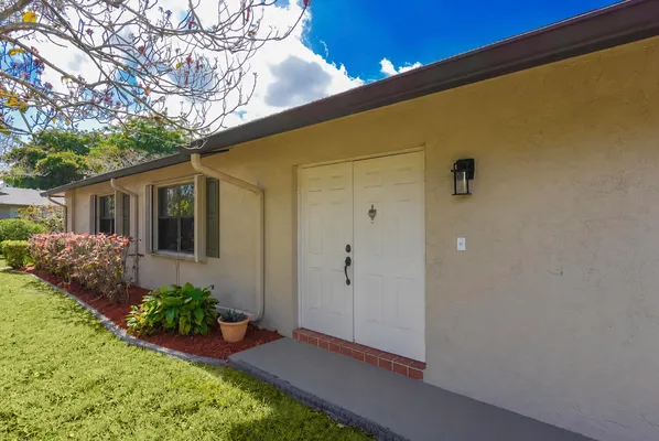 Property Slideshow image 2 of 27 | 1538 palmland dr, Boynton Beach, FL, 33436