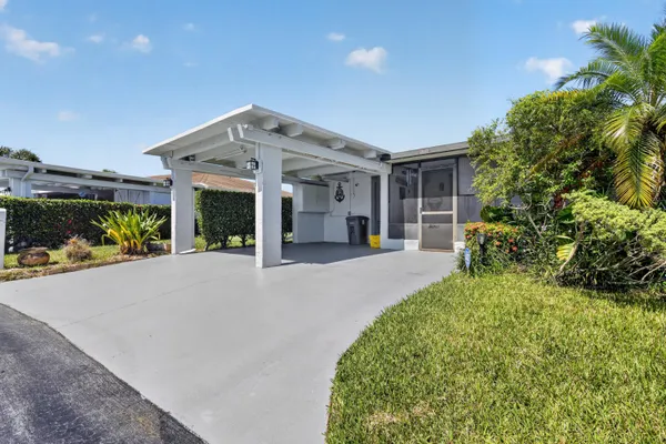 Property Slideshow image 3 of 51 | 6802 moonlit dr, Delray Beach, FL, 33446