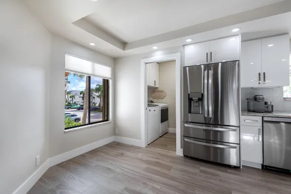 Property Slideshow image 3 of 63 | 16001 loch katrine trl 7303, Delray Beach, FL, 33446