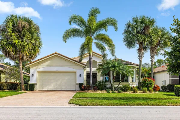 Property Slideshow image 3 of 33 | 9362 isles cay dr, Delray Beach, FL, 33446