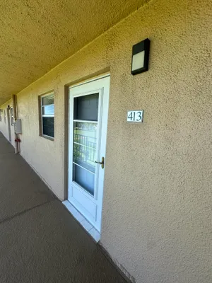 Property Slideshow image 3 of 25 | 2600 ne 1st ln 413, Boynton Beach, FL, 33435