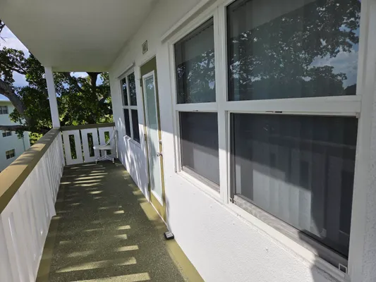 Property Slideshow image 2 of 12 | 4015 lyndhurst i i, Deerfield Beach, FL, 33442