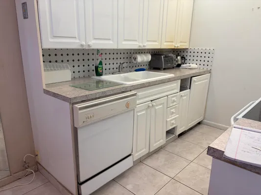 Property Slideshow image 3 of 20 | 3076 guildford e, Boca Raton, FL, 33434