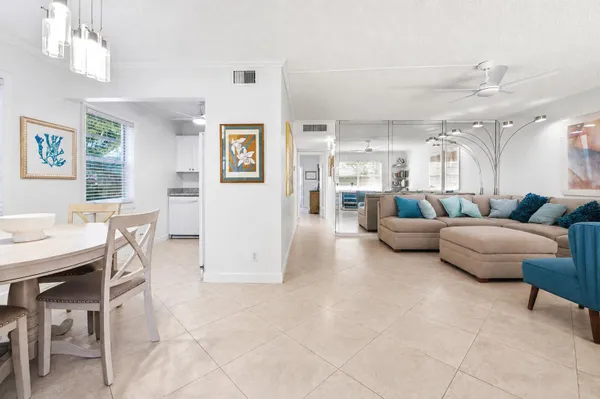 Property Slideshow image 3 of 36 | 21 flanders a a, Delray Beach, FL, 33484