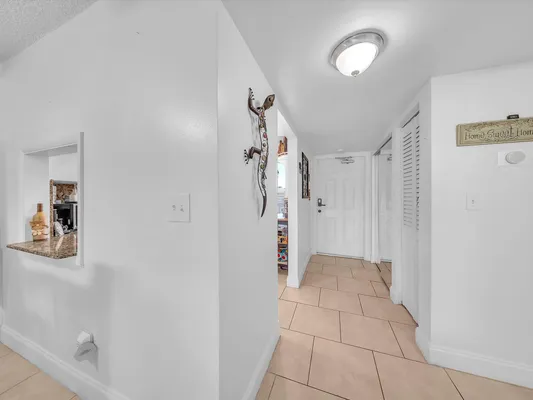 Property Slideshow image 3 of 32 | 6051 nw 61st ave 310, Tamarac, FL, 33319