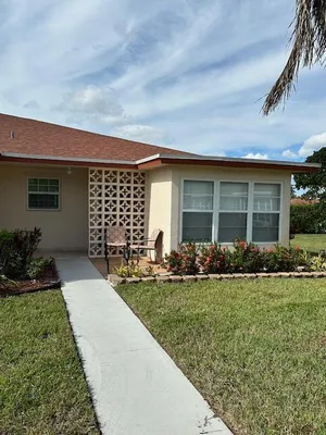 Property Slideshow image 2 of 42 | 4585 nw 3rd st d, Delray Beach, FL, 33445