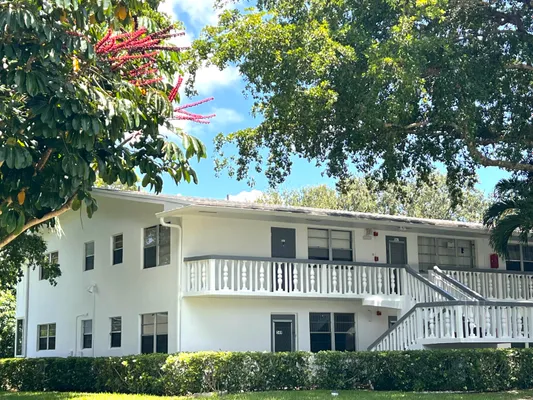 Property Slideshow image 3 of 17 | 561 durham t t, Deerfield Beach, FL, 33442