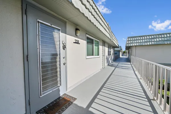 Property Slideshow image 2 of 31 | 233 monaco, Delray Beach, FL, 33446