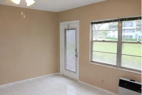 Property Slideshow image 3 of 15 | 554 mansfield, Boca Raton, FL, 33434