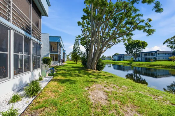 Property Slideshow image 3 of 36 | 396 saxony i i, Delray Beach, FL, 33446