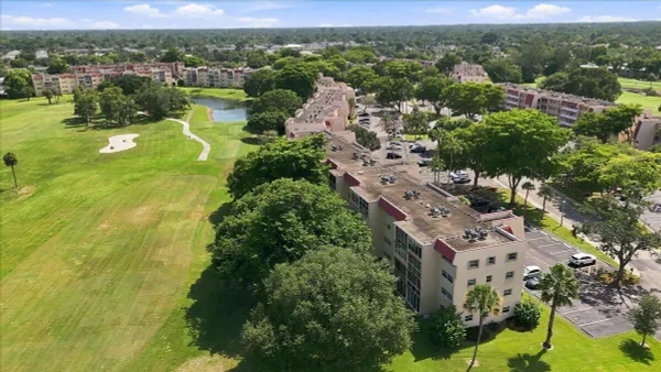 Property Slideshow image 2 of 28 | 1050 country club dr 306, Margate, FL, 33063