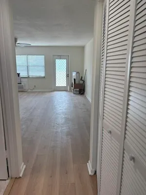 Property Slideshow image 2 of 15 | 230 fanshaw f f-230, Boca Raton, FL, 33434