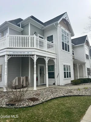 Property Slideshow image 2 of 33 | 504 kelly cir, Altamont, NY, 12009