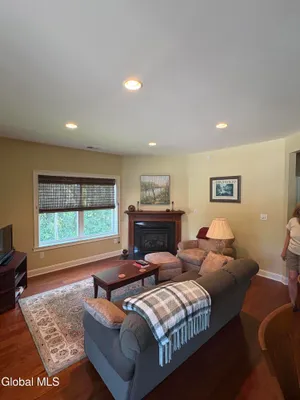 Property Slideshow image 3 of 42 | 404 kelly cir, Guilderland, NY, 12009