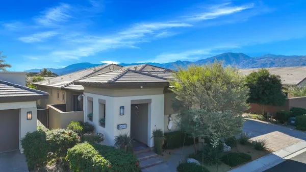 Property Slideshow image 2 of 51 | 82555 round valley dr, Indio, CA, 92201