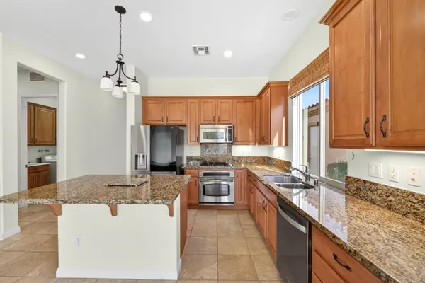 Property Slideshow image 3 of 51 | 80579 avenida san fernando, Indio, CA, 92203