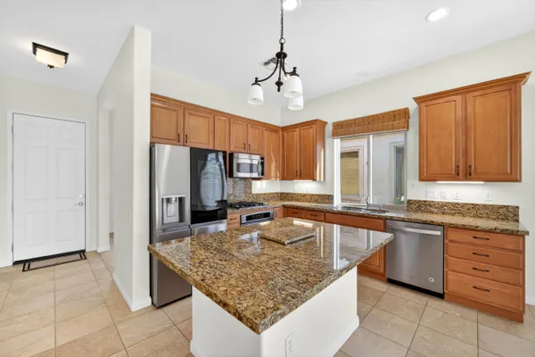 Property Slideshow image 2 of 51 | 80579 avenida san fernando, Indio, CA, 92203