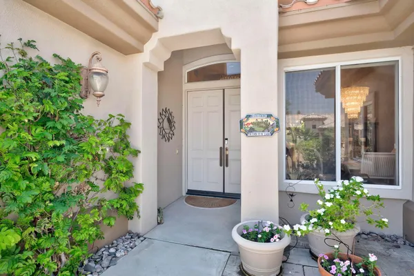 Property Slideshow image 2 of 25 | 78563 links dr, Palm Desert, CA, 92211