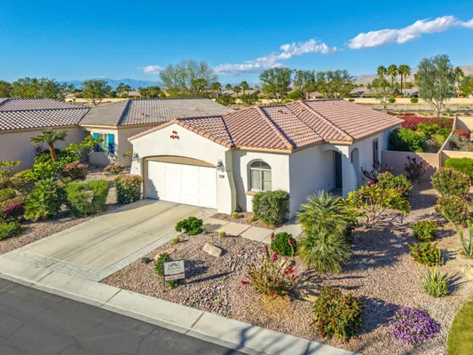 Property Slideshow image 2 of 26 | 81406 avenida altamira, Indio, CA, 92203