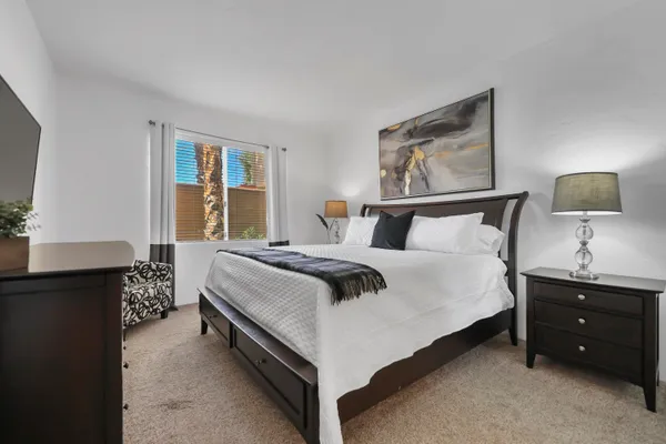 Property Slideshow image 3 of 40 | 55378 laurel vly, La Quinta, CA, 92253