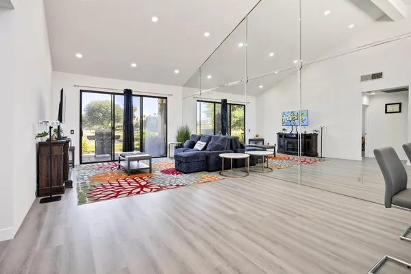 Property Slideshow image 2 of 20 | 54880 inverness way, La Quinta, CA, 92253