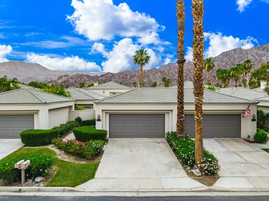 Property Slideshow image 3 of 38 | 54577 oak hl, La Quinta, CA, 92253