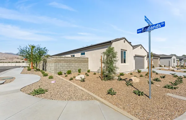 Property Slideshow image 2 of 38 | 39-660 everglades dr, Indio, CA, 92203