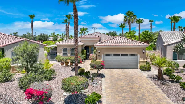 Property Slideshow image 2 of 39 | 40983 corte la fonda, Indio, CA, 92203