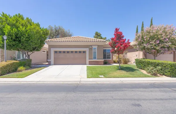 Property Slideshow image 3 of 46 | 4836 rolling hills ave, Banning, CA, 92220