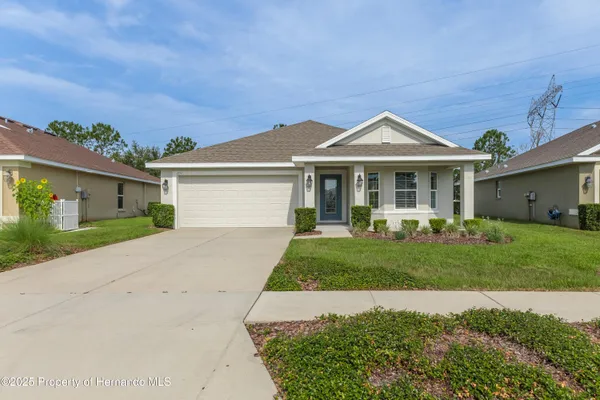 Property Slideshow image 3 of 39 | 1151 mystic ct, Spring Hill, FL, 34609