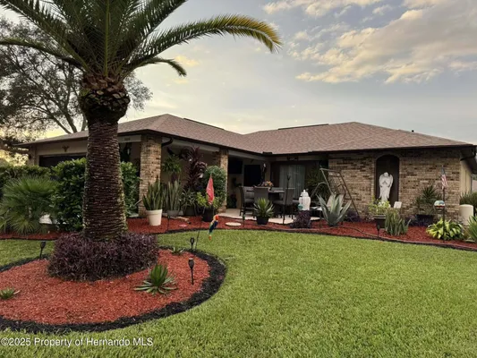 Property Slideshow image 2 of 68 | 7099 pond view ct, Spring Hill, FL, 34606