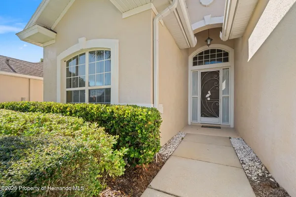 Property Slideshow image 3 of 51 | 10199 holly berry dr, Weeki Wachee, FL, 34613