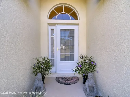 Property Slideshow image 2 of 47 | 456 greenwich cir, Spring Hill, FL, 34609