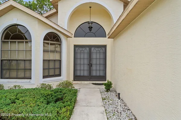 Property Slideshow image 2 of 25 | 11368 copley ct, Spring Hill, FL, 34609