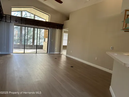 Property Slideshow image 3 of 27 | 11430 kingstree ct, Spring Hill, FL, 34609