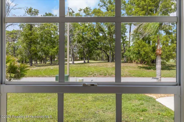 Property Slideshow image 3 of 60 | 9020 penelope dr, Weeki Wachee, FL, 34613