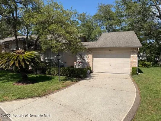Property Slideshow image 2 of 79 | 2459 broadmoor ln, Spring Hill, FL, 34606