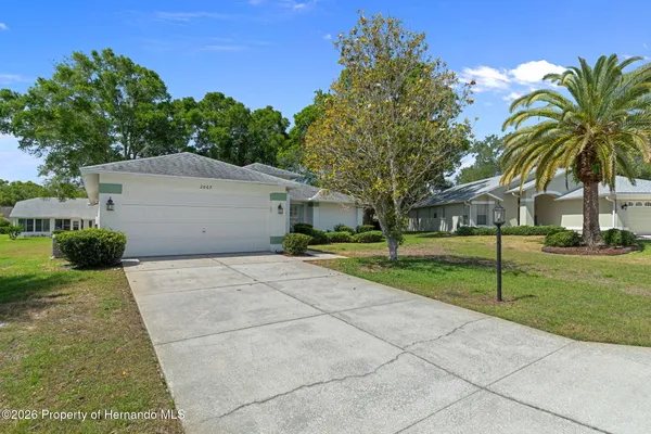 Property Slideshow image 2 of 48 | 2067 towering pines ter, Spring Hill, FL, 34606