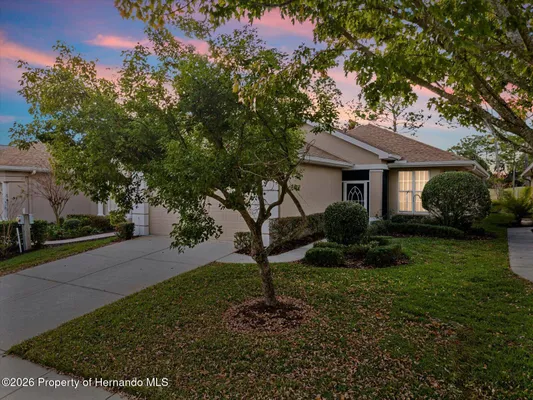 Property Slideshow image 2 of 61 | 5501 legend hills ln, Spring Hill, FL, 34609