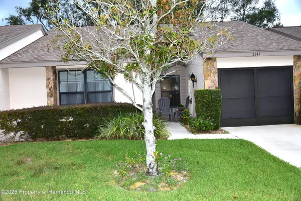 Property Slideshow image 2 of 23 | 2243 wyndam dr, Spring Hill, FL, 34606